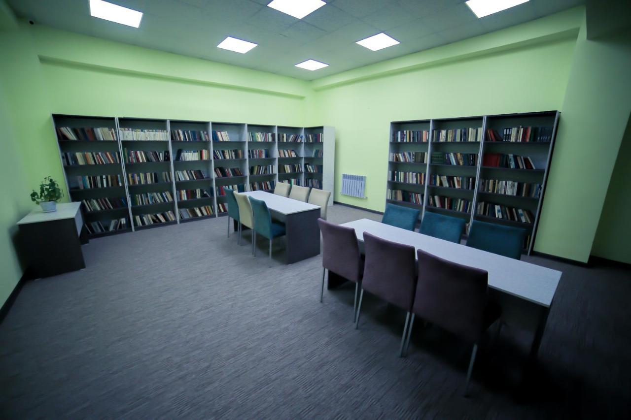 Astra Hotel Almaty Bagian luar foto