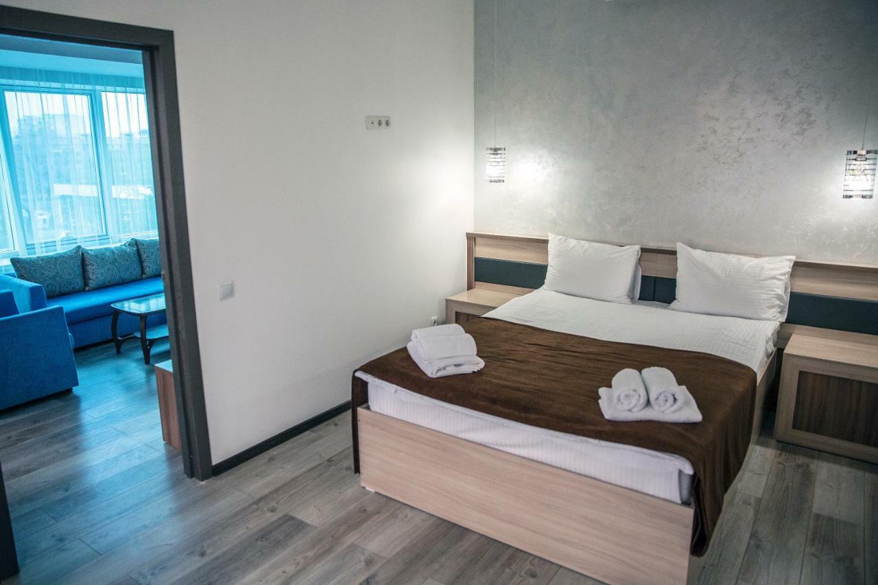 Astra Hotel Almaty Bagian luar foto