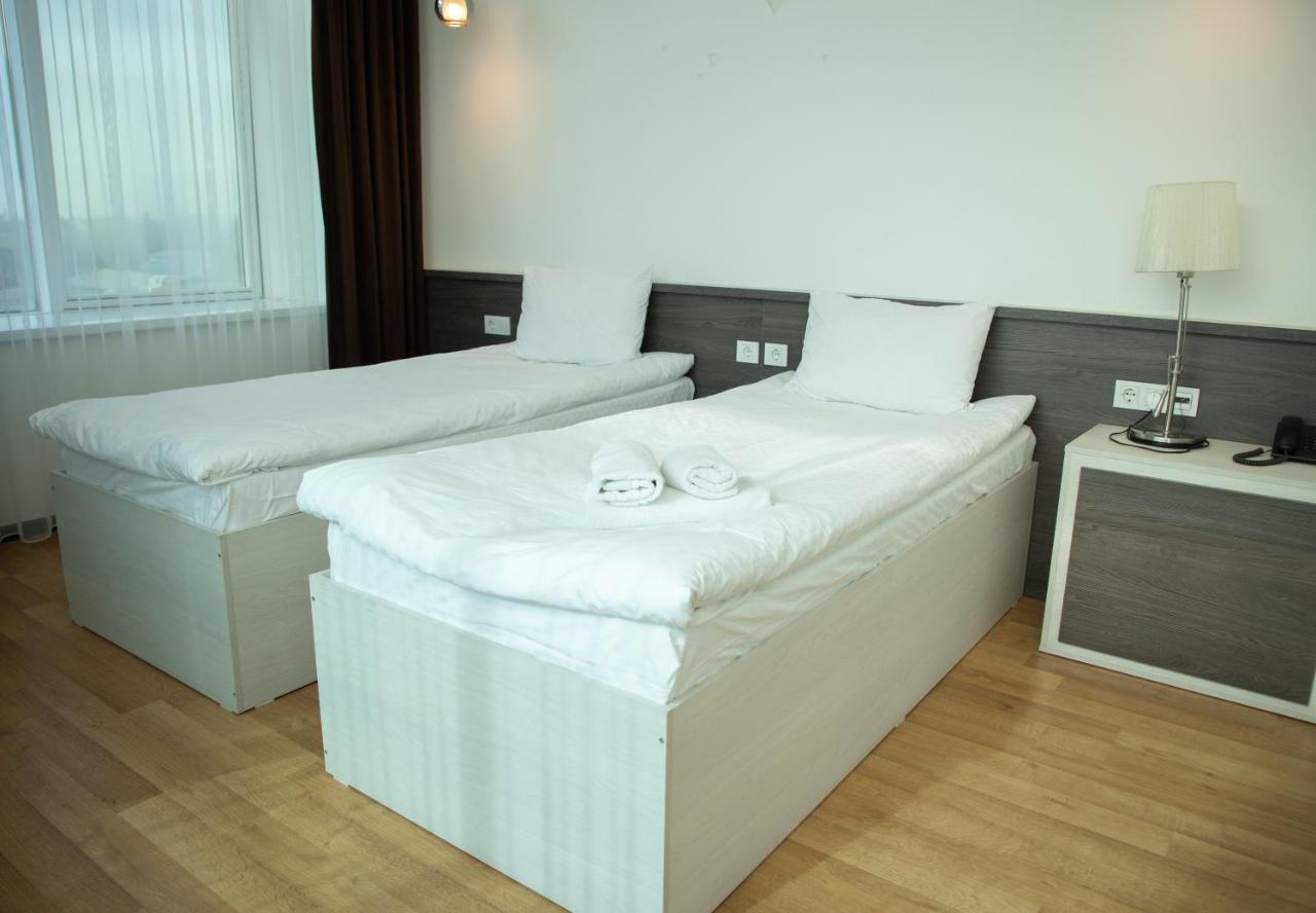 Astra Hotel Almaty Bagian luar foto
